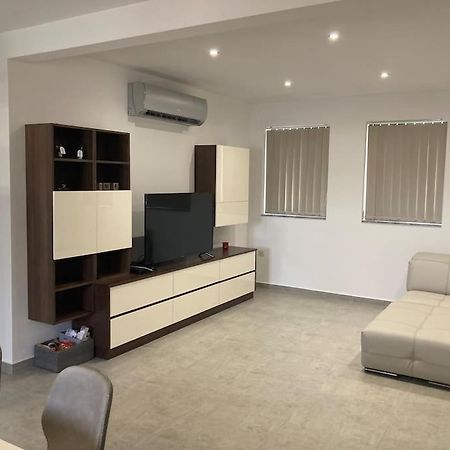 Elegant Maisonette In Malta By Assetflow Pro Apartment Marsaskala Bagian luar foto